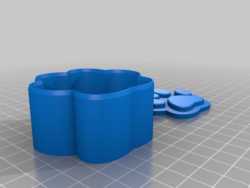 Dog paw cookie cutter