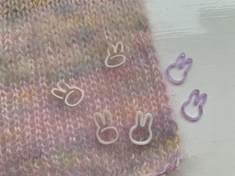Bunny stitch markers