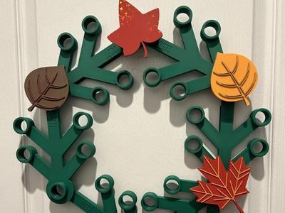 Resized Leaves to fit Not another LEGOBrick Wreath