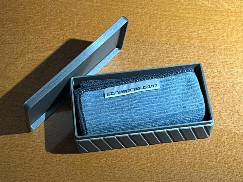 H2D Microfiber Cleaning Cloth Box