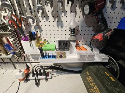 Gridfinity Baseplate for Pegboard (1"/25.4mm)
