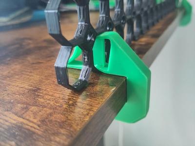 Multiboard Free-Standing Foot with Single Desk/Table Clamp