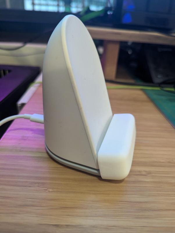 Pixel Stand 2 booster seat for Pixel Pro 9 fold