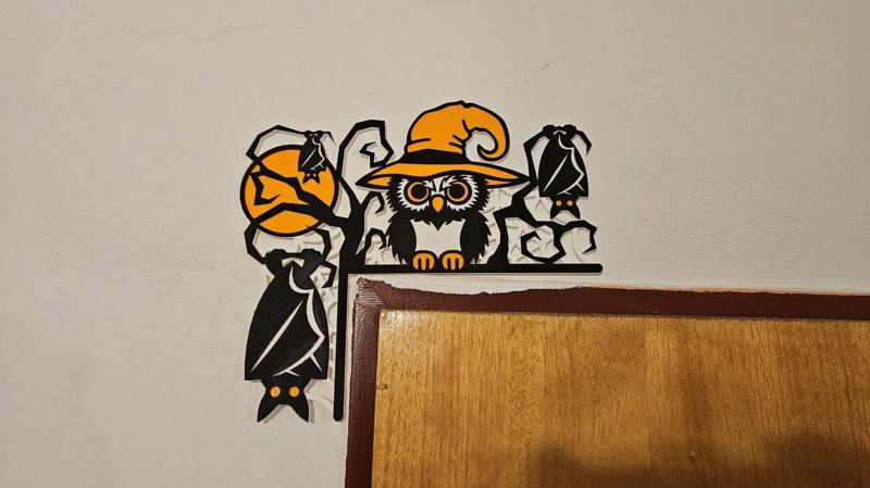 Owl door Halloween decoration