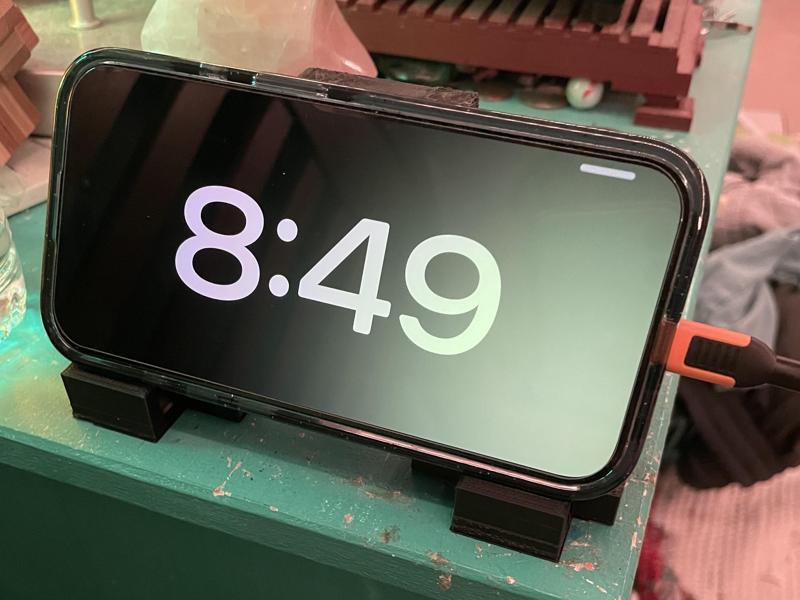 Horizontal Phone stand (for standby)