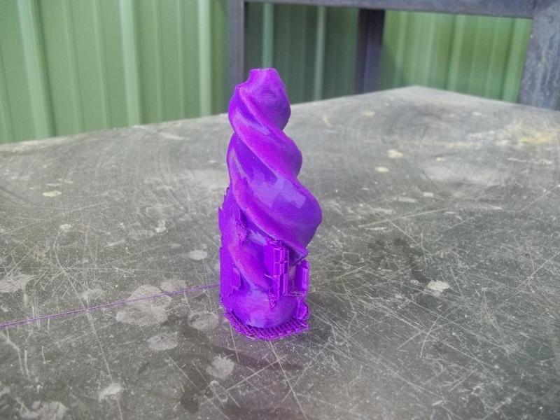 'Spiral wonton' glass piece scanned with 123D Catch