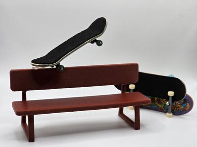 Fingerboard Skate Bench Trick Grind Decor