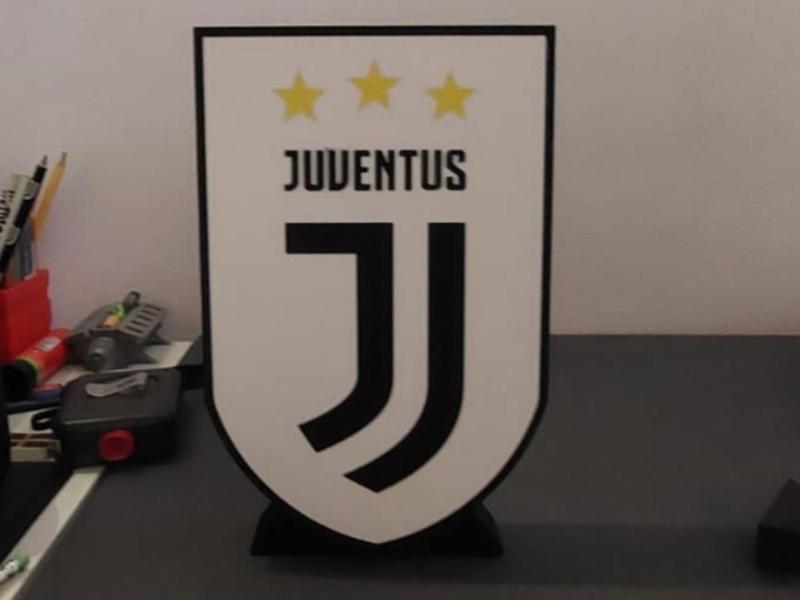Juventus three-star lightbox
