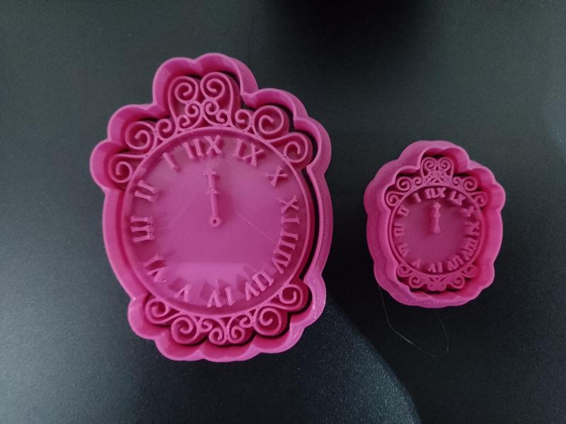 cutter Cinderella watch 4 and 9cm