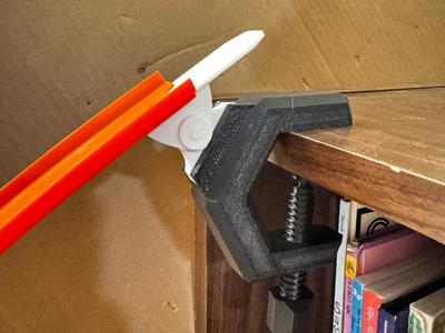 Hot Wheels Track Clamp with Angle Adjustment