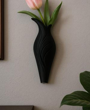 Leaf Wall Vase – Minimalist Black Decorative Piece