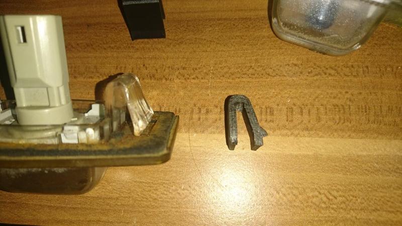 MX5 Kennzeichenleuchte 