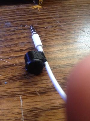 Lifeproof headphone plug saver 