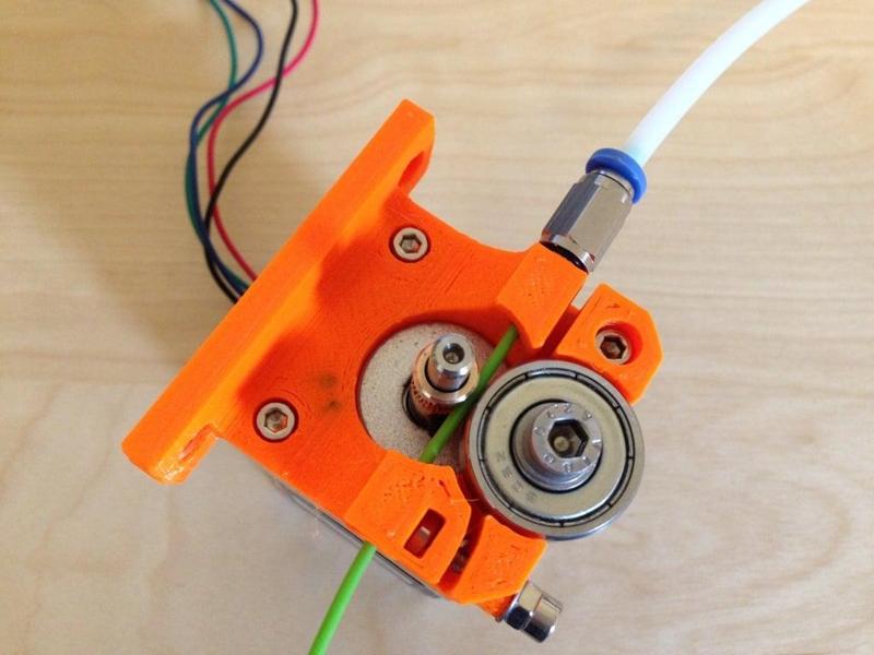 Compact Bowden Extruder, direct drive 1.75mm