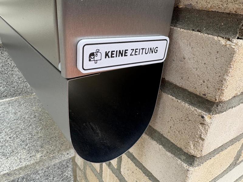 "No Newspaper" Mailbox Sign (Magnet)
