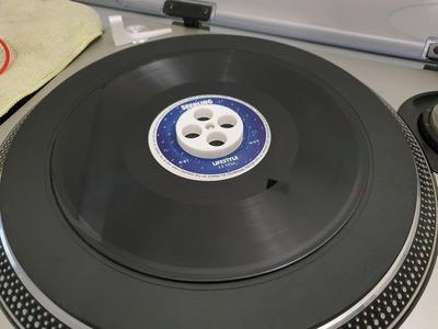 Seeburg 1000 Record Adapter