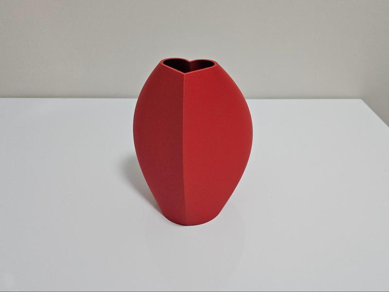 Heart vase