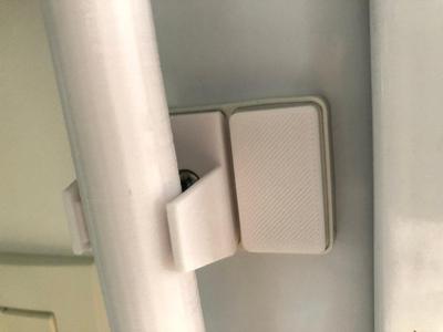 Cache pour attache manivelle de volet roulant