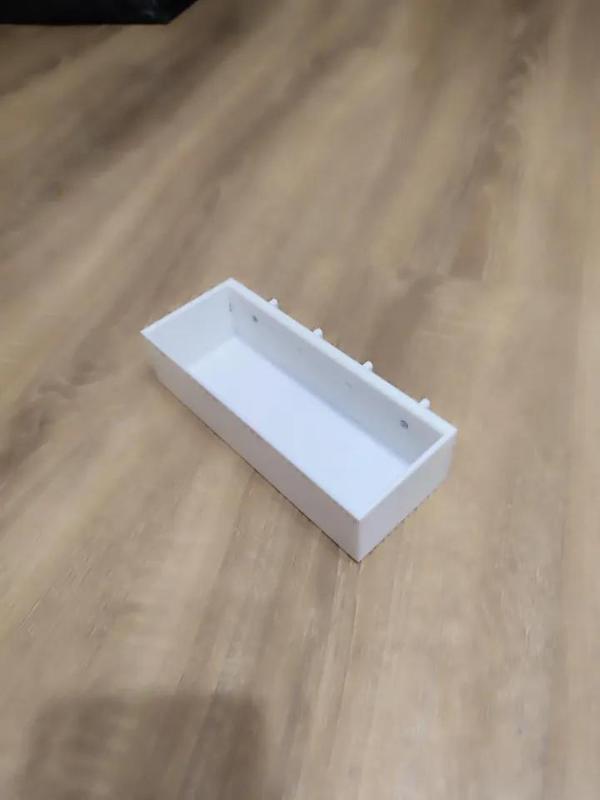 Skadis pen box/holder   