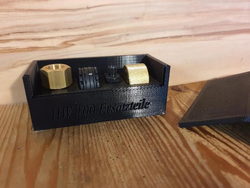 HW 100 Ersatzteile Box   