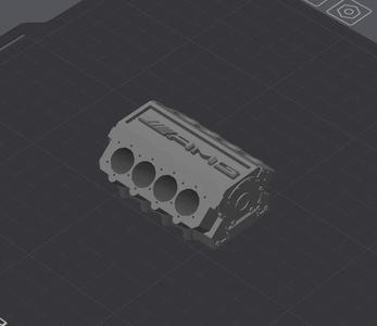 AMG V8 engine without support   