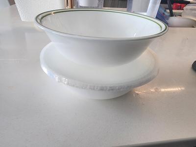Bowl cover for preserving food - Stackable