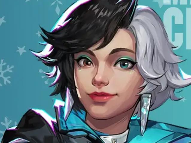 Luna Snow Earrings (Marvel Rivals)