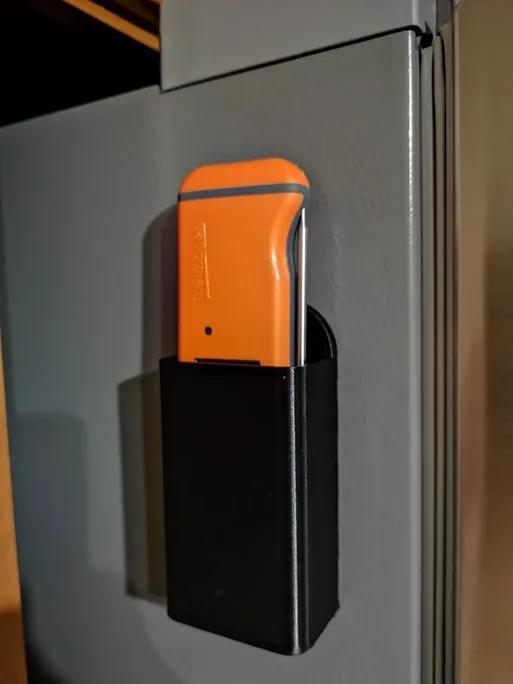 Thermapen ONE and MK4 magnetic wall mount   