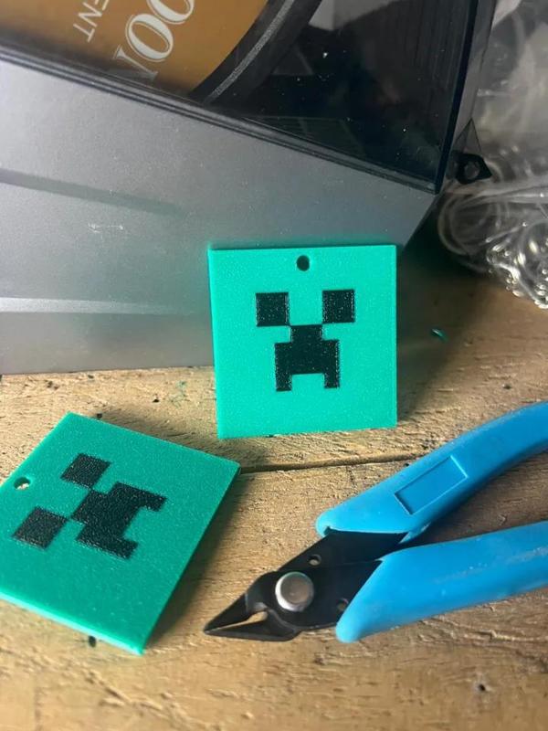 Creeper Keychain   
