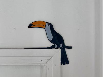 Toucan door ornament