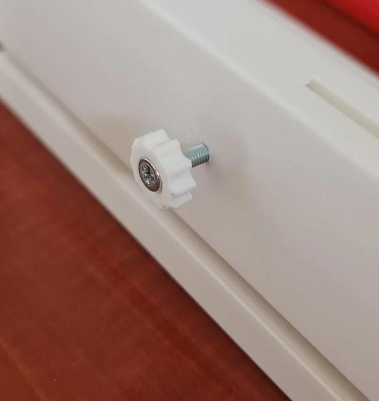 Cat Scratching Cardboard Cutter   