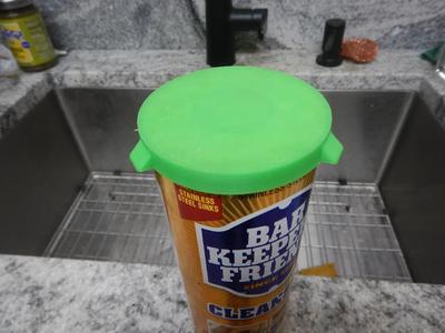 Lid for Ajax, Comet and Bar Keepers Friend   