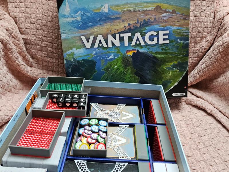 Vantage - Storage Inserts and Playmats
