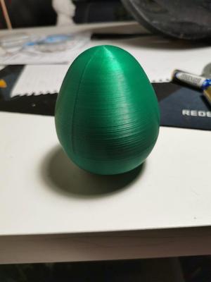 Easter egg with storage