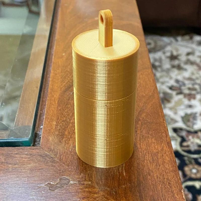 Key Chain Container for Nasal Spray   