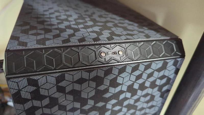 Cooler Master Q300l usbc io   