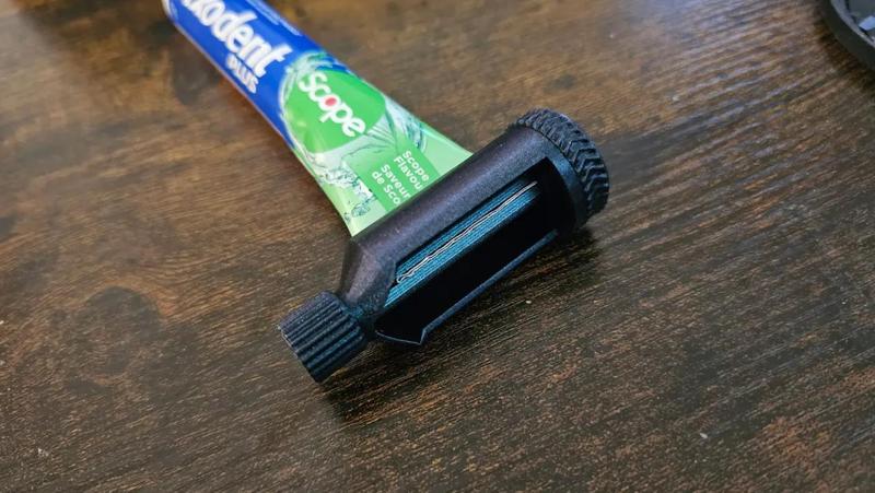 Shorter Version - Upgraded Ratchet Toothpaste Tube Squeezer   