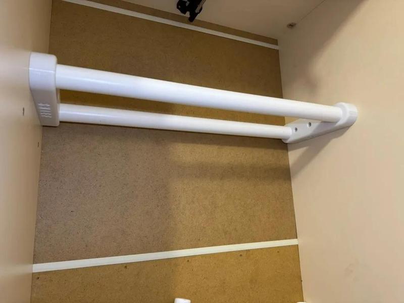 Side-Wall Filament Storage   