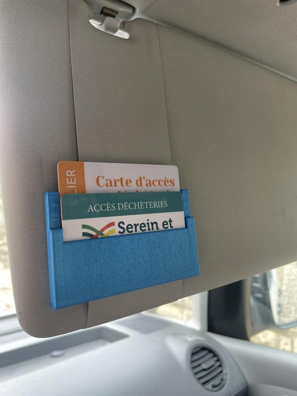 Decheterie" card holder