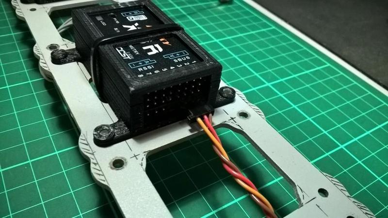 FrSky X8R universal mount