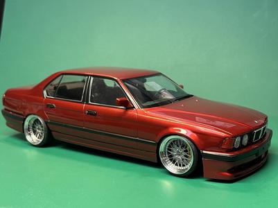 BMW E32 custom bodykit 1:18 MCG