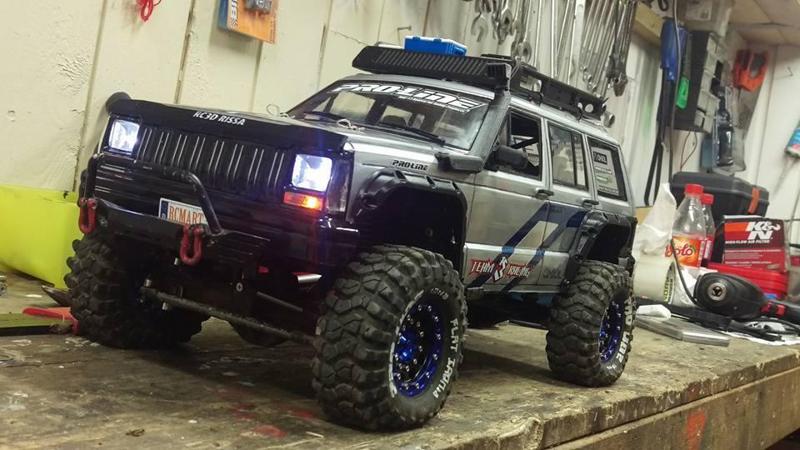 Pro-Line Cherokee Body details (old design)