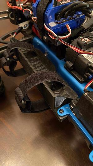 Conversion Battery Mount for the Traxxas Revo