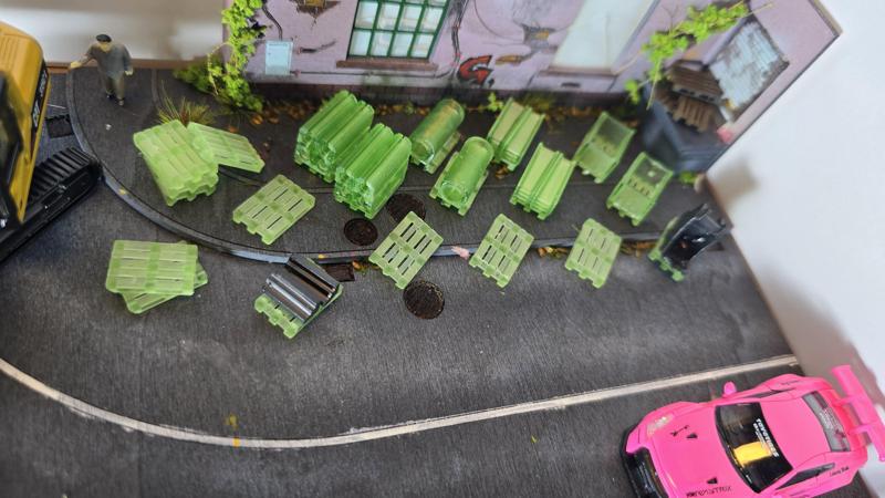 1/87 - HO Scale - Europallets Concrete Elements Cargo Train