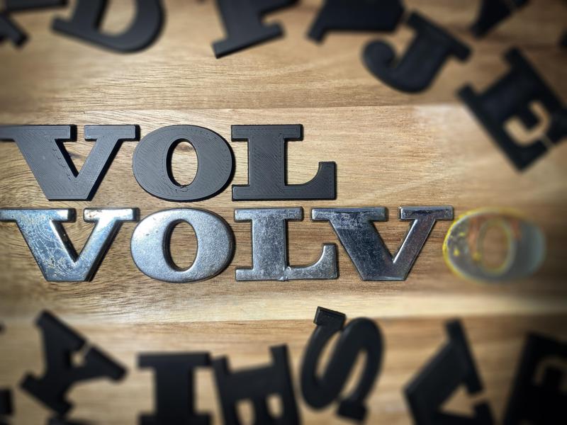 VOLVO Emblem Tailgate Trunk Lid S70, V70, V70XC, S90, V90, S40, V40 30850286