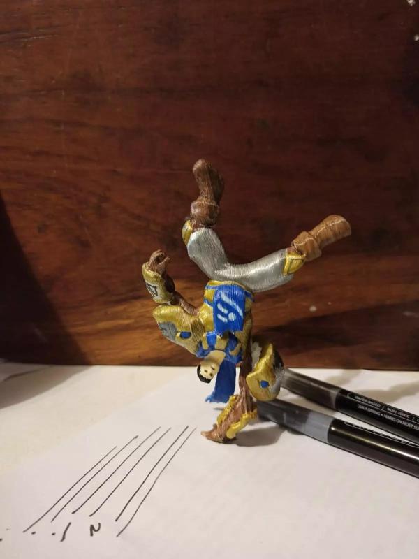 Garen holding the world up - League of Legends