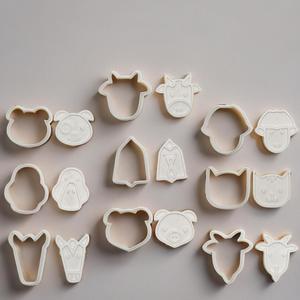 Set of cookie molds "Pets at home"