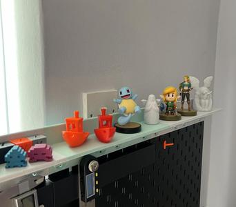 Skådis Shelf
