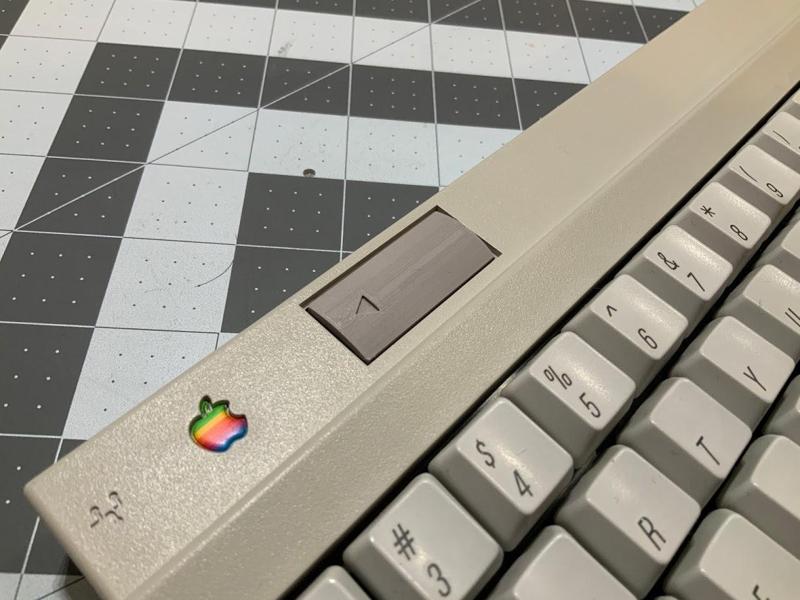 Apple Keyboard II Power Key