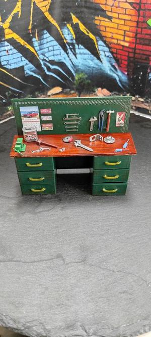 Workshop Desk / With Tools And Oil Cans /Diorama Accessories